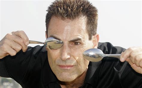 Uri Geller .